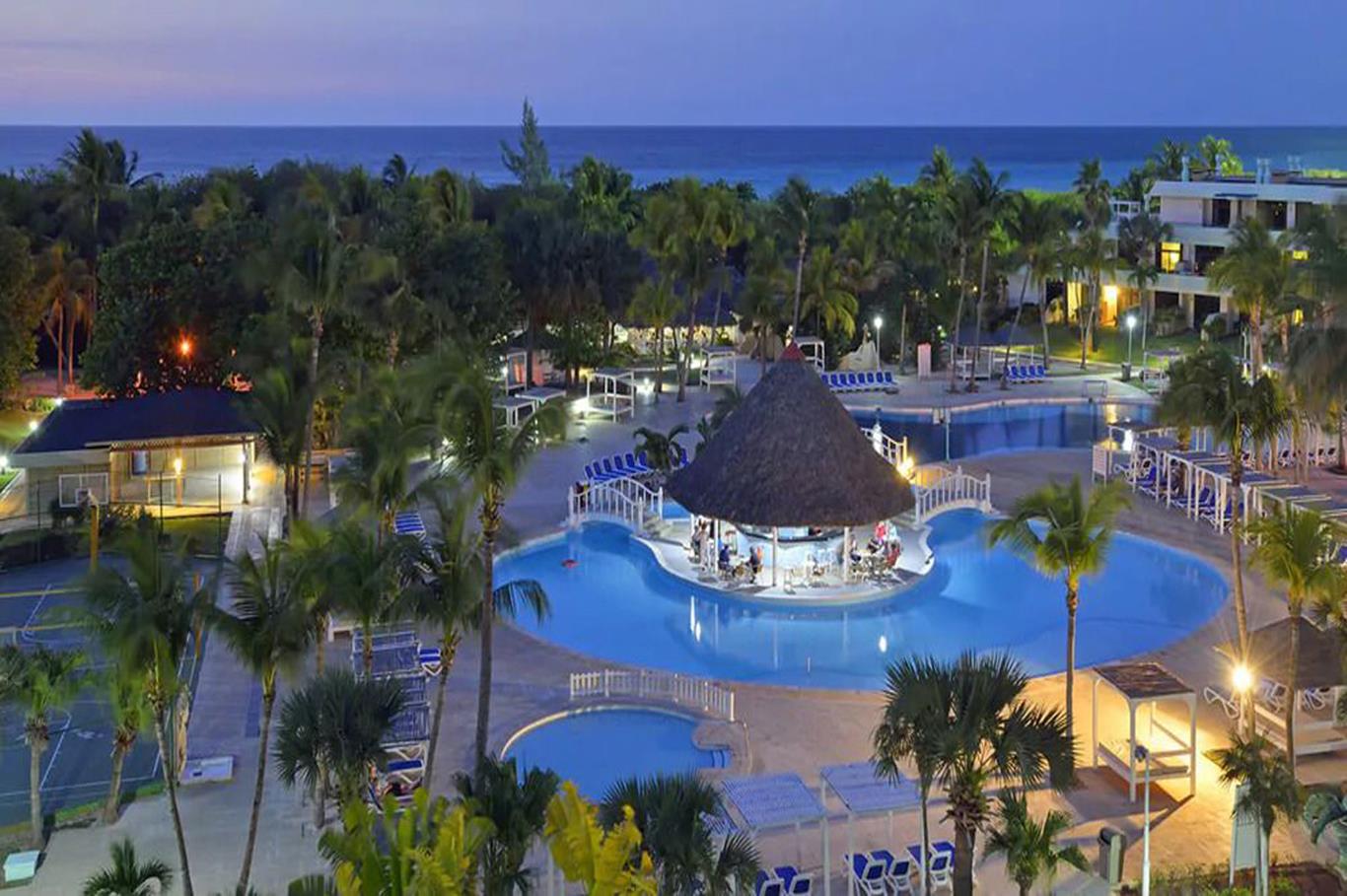 Piscina Hotel Sol Palmera